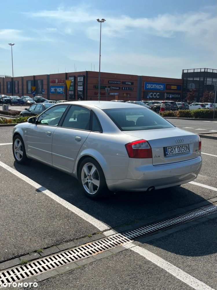 Audi A4 Limousine 2 - 1