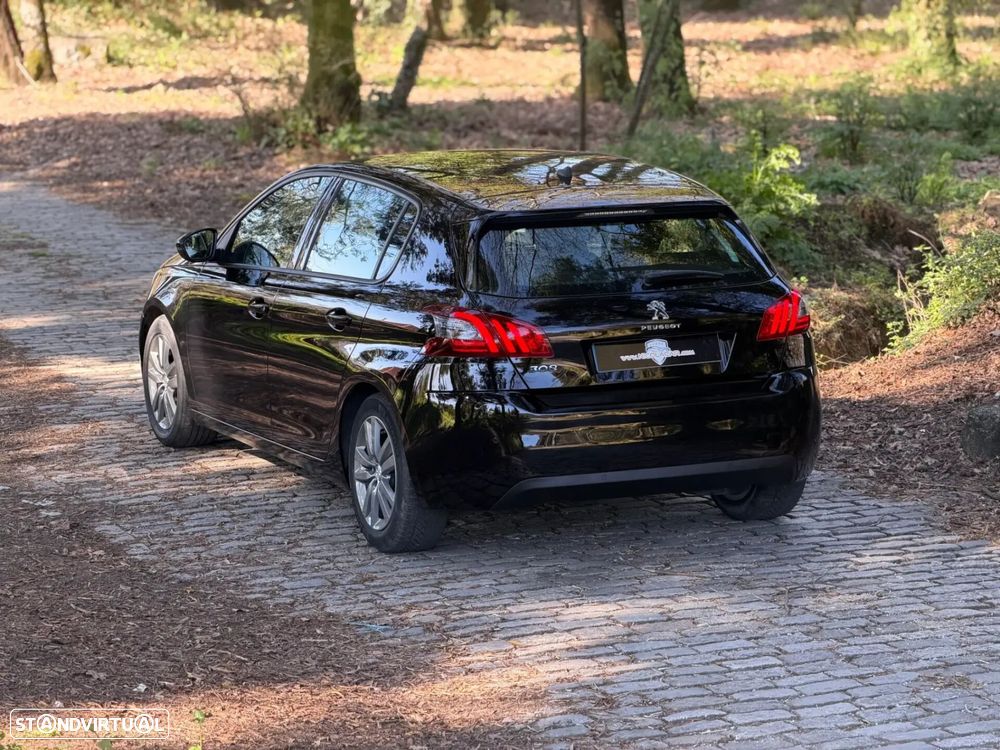 Peugeot 308 - 5