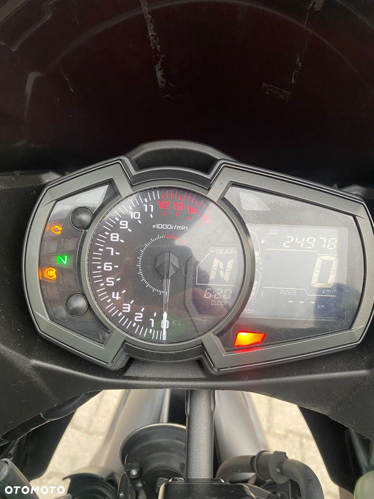 Kawasaki Ninja 400 - 12