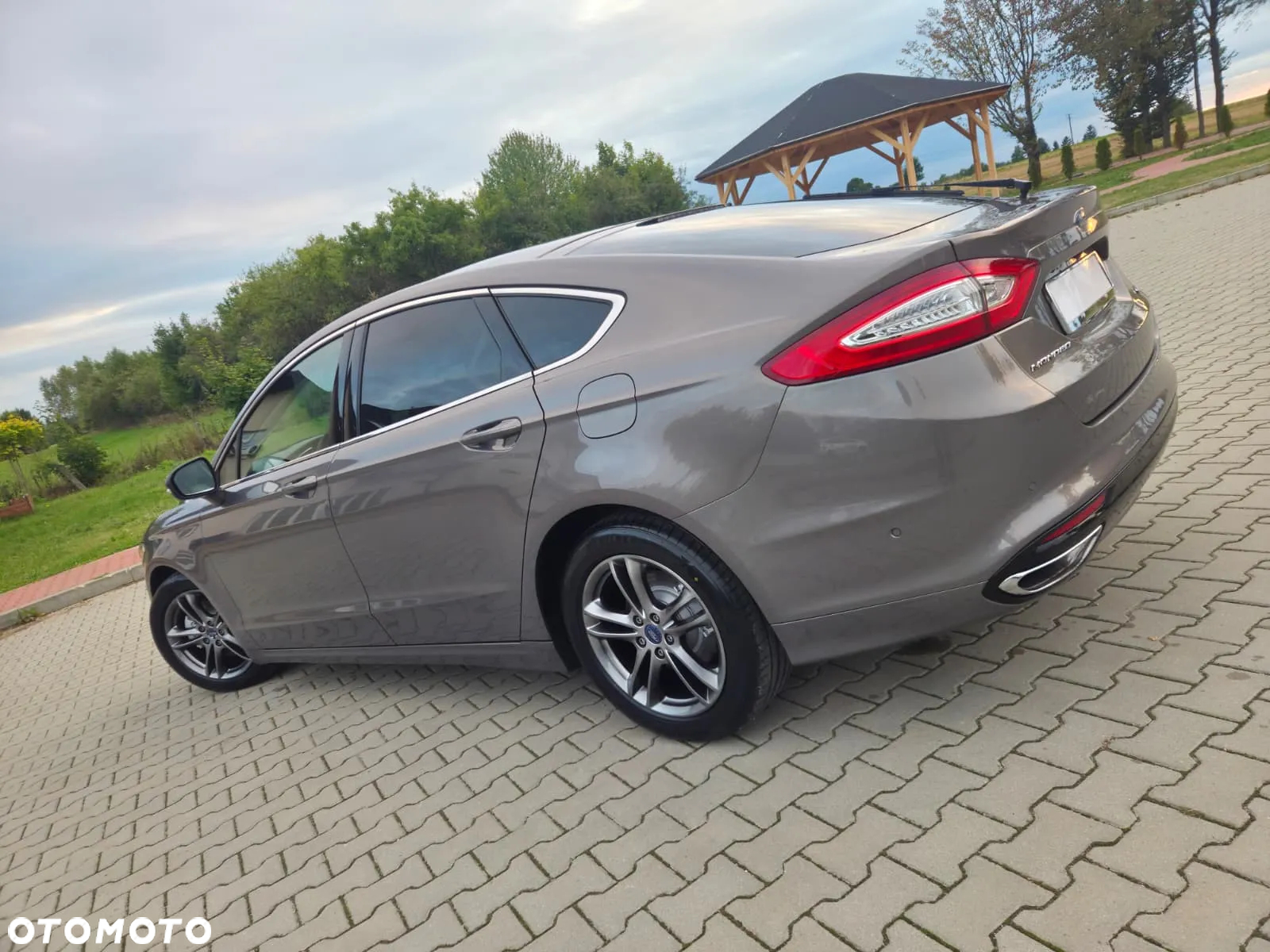 Ford Mondeo 2.0 EcoBoost Titanium - 8