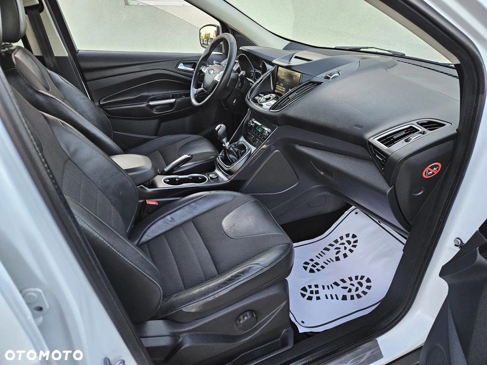 Ford Kuga 2.0 TDCi Titanium - 8