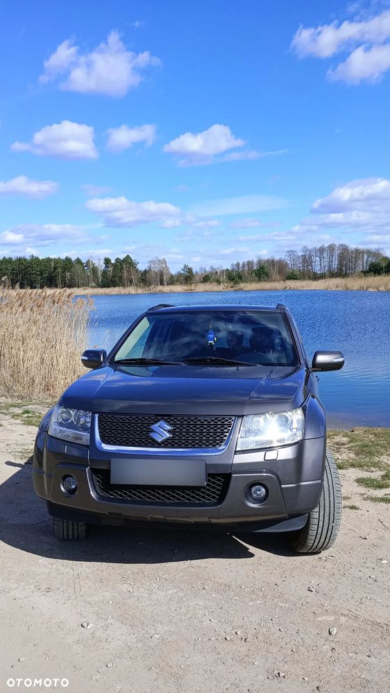 Suzuki Grand Vitara 2.4 De Luxe EU5 - 15