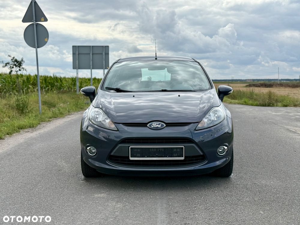 Ford Fiesta 1.25 Celebration - 6
