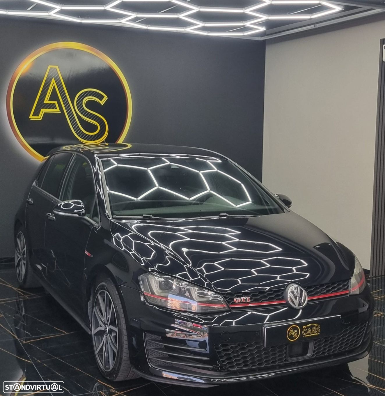 VW Golf 2.0 TSi GTi DSG Performance - 16