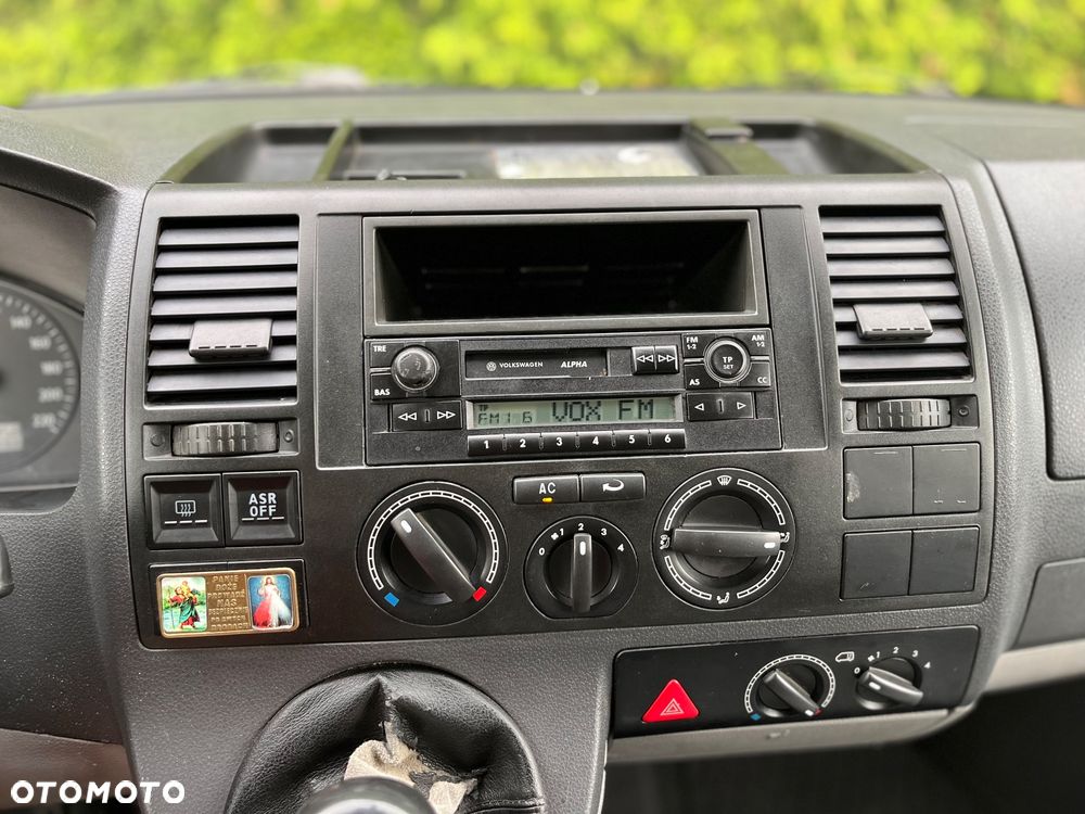 Volkswagen Transporter - 18