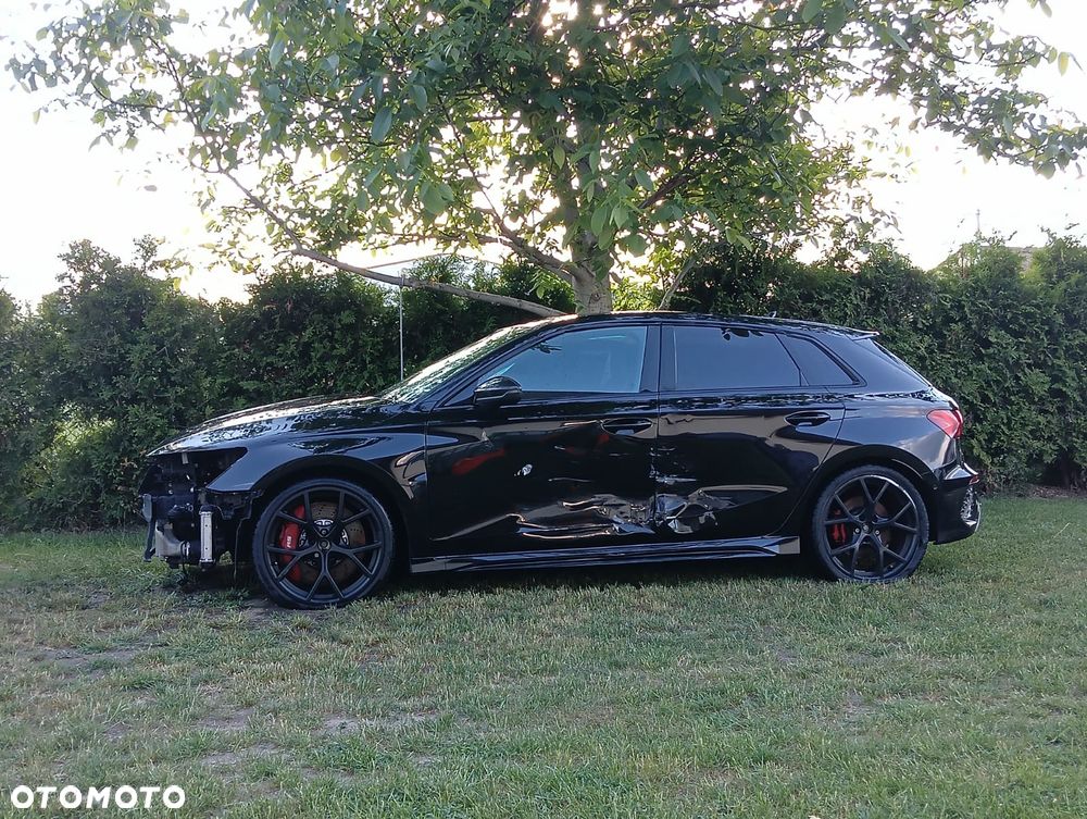 Audi RS3 Sportback - 1