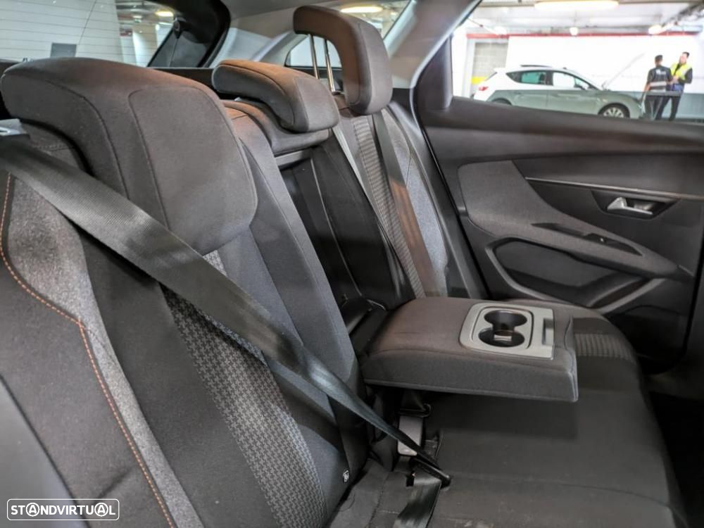 Peugeot 3008 1.5 BlueHDi Active - 6
