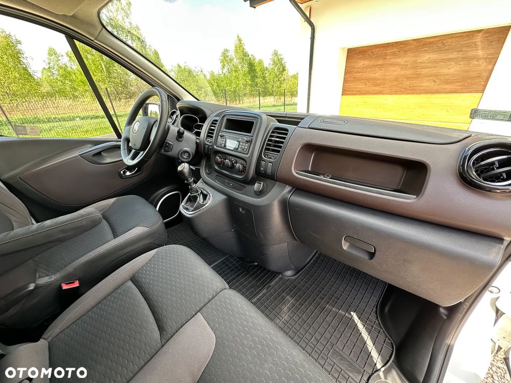 Renault Trafic - 14