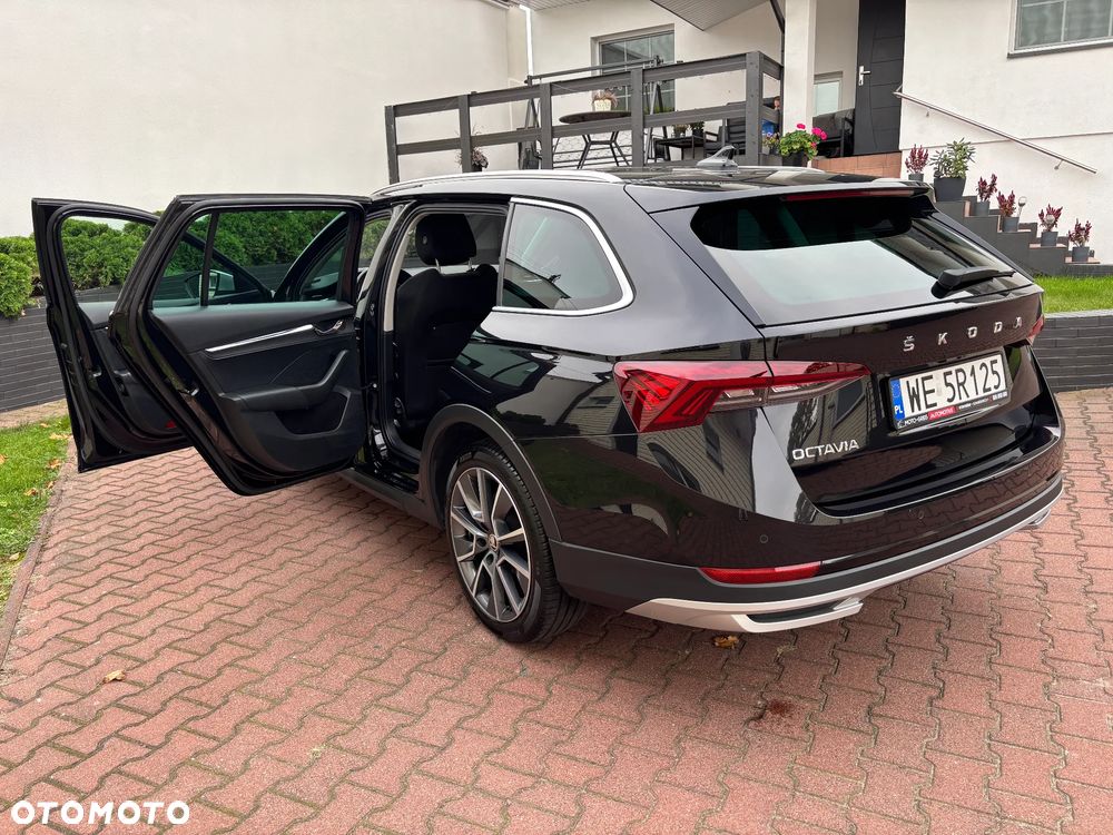 Skoda Octavia 1.5 TSI ACT Scout - 36