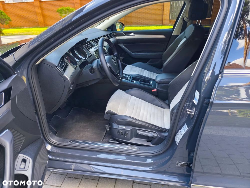 Volkswagen Passat - 22