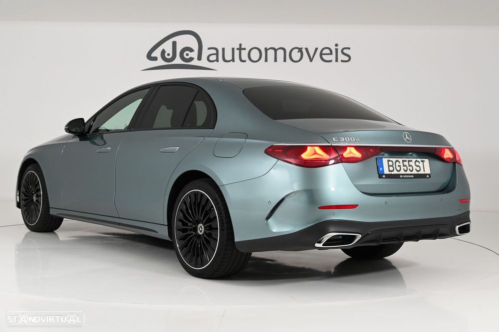 Mercedes-Benz E 300 - 2