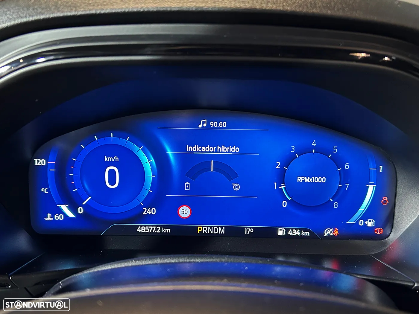 Ford Focus 1.0 EcoBoost MHEV ST-Line X Aut. - 25