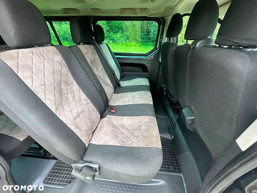 Renault Trafic 2.0 dCi EDC - 9