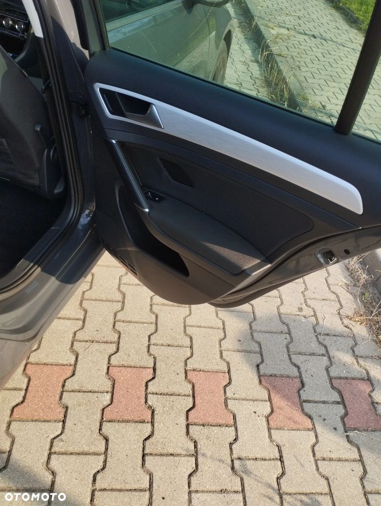 Volkswagen Golf 1.6 BlueTDI DSG Cup - 13