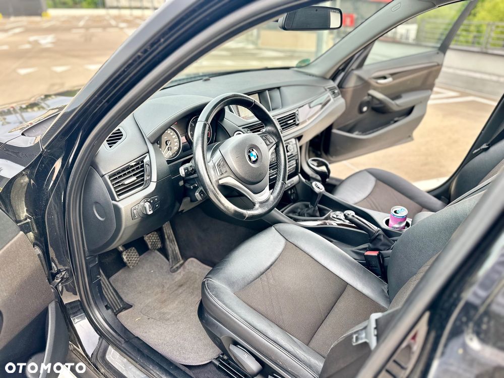 BMW X1 sDrive18d xLine - 8