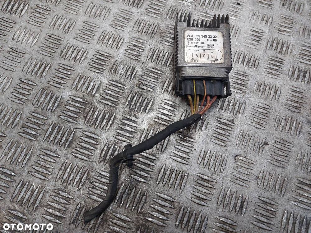 MODUŁ STEROWNIK WENTYLATORA MERCEDES W414 VANEO 1.7 CDI 0255453332 - 1