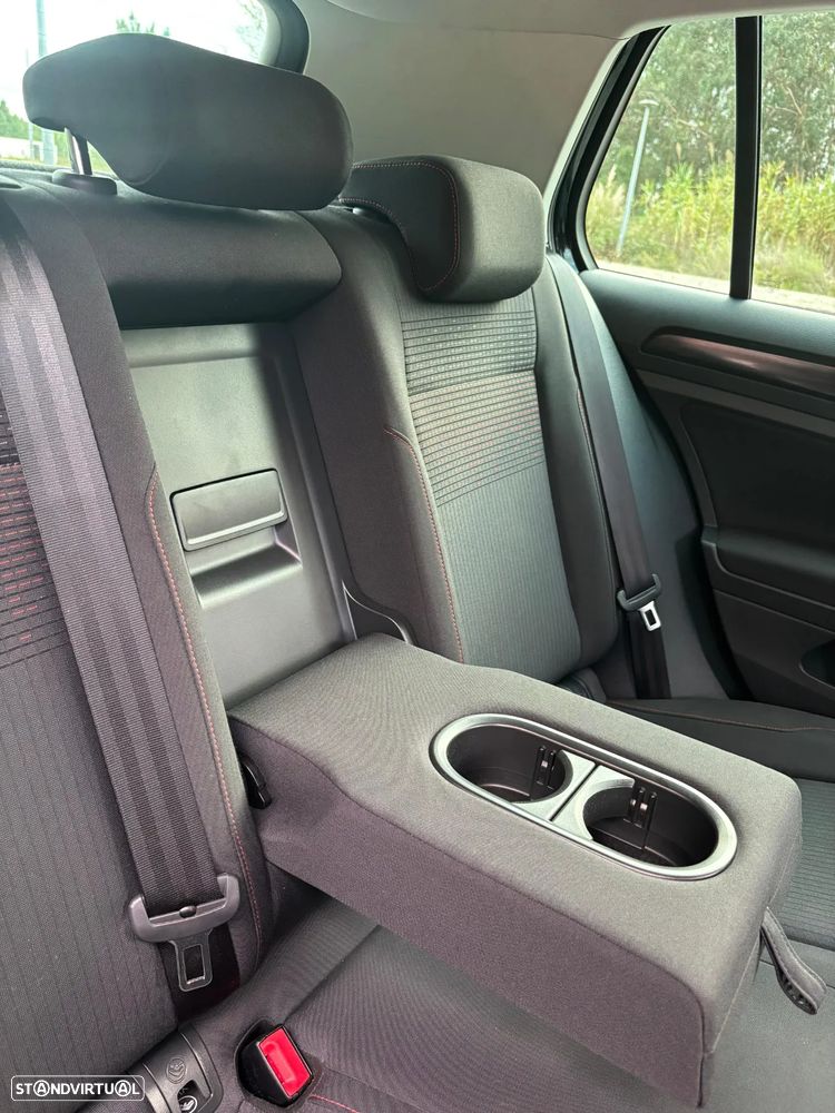 VW Golf 1.0 TSI Sound - 17