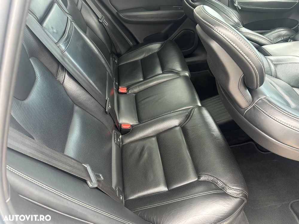 Volvo XC 60 Recharge T8 Twin Engine eAWD Polestar Engineered - 27