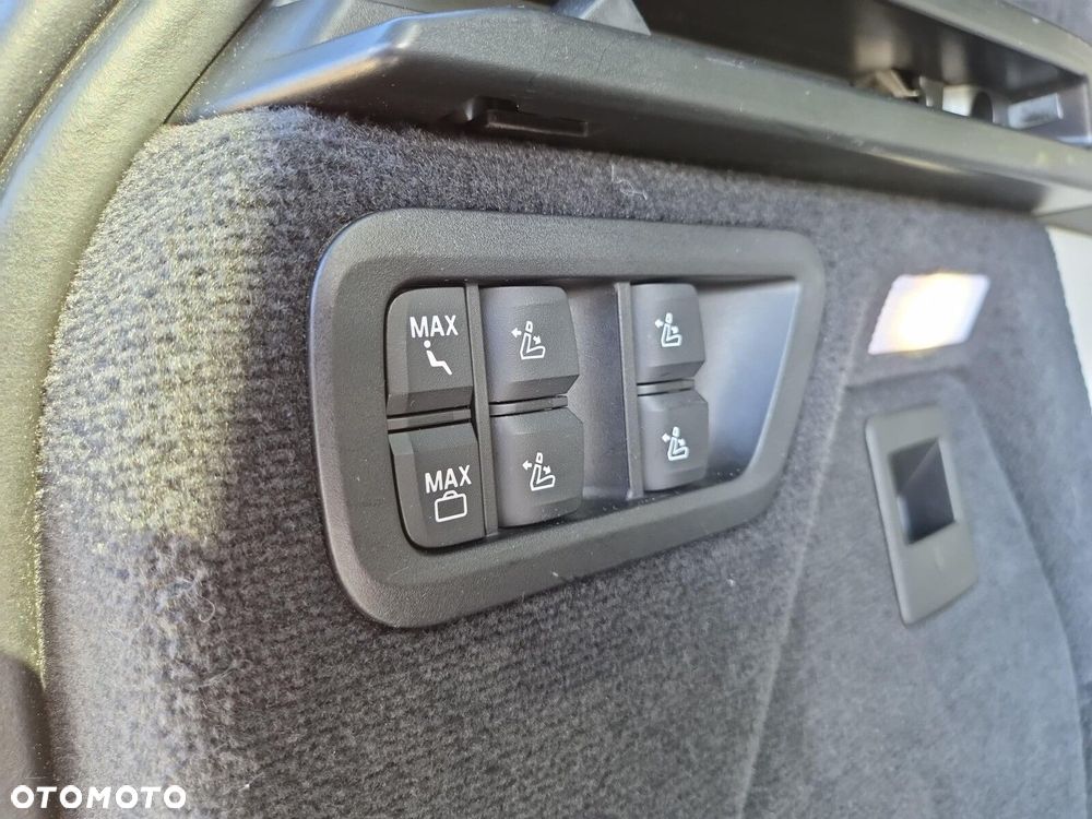 BMW X7 M50d sport - 29