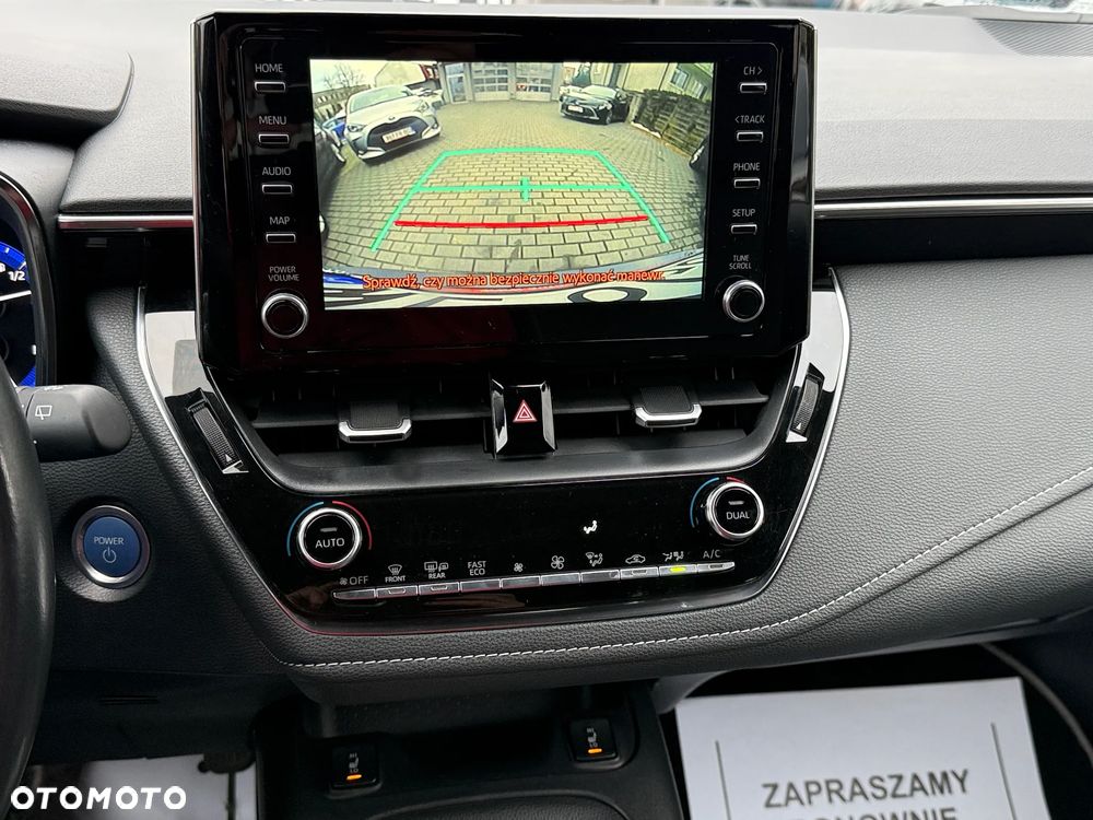 Toyota Corolla 2.0 Hybrid Comfort - 4