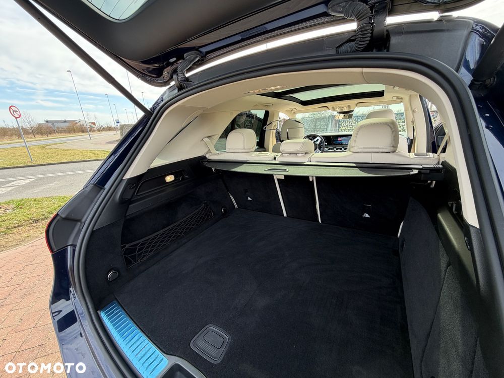 Mercedes-Benz GLE - 28