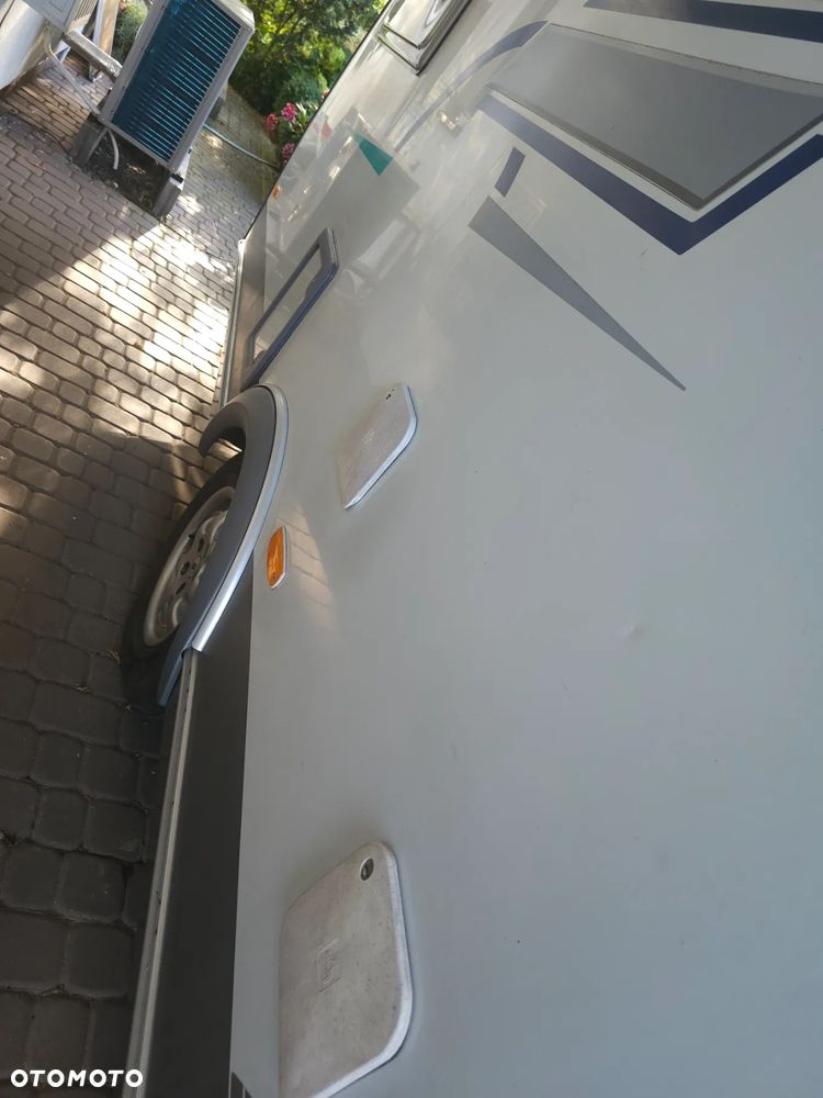 Hymer-Eriba Nova Swing 462A - 11