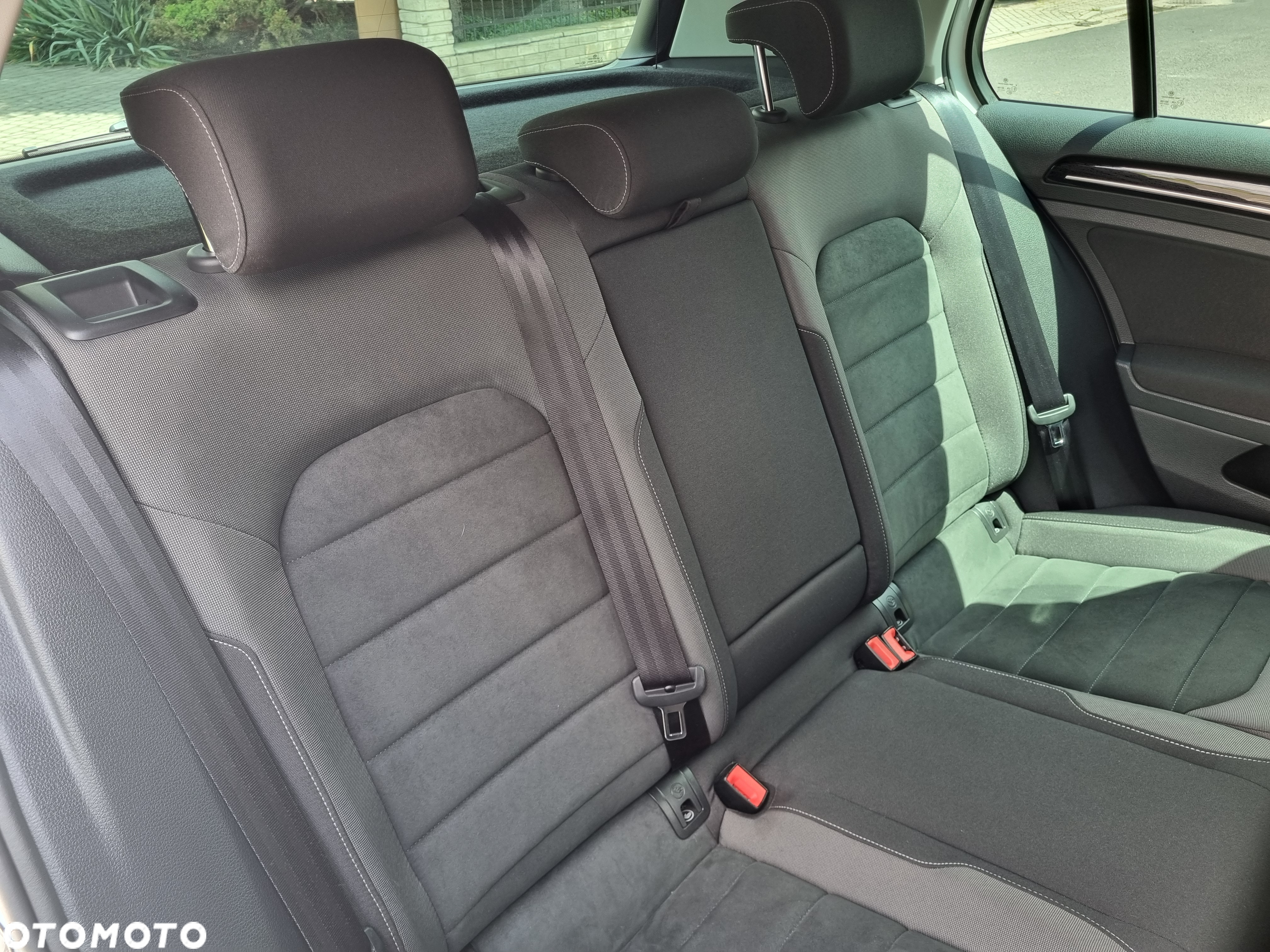 Volkswagen Golf 2.0 TDI (BlueMotion Technology) Highline - 18