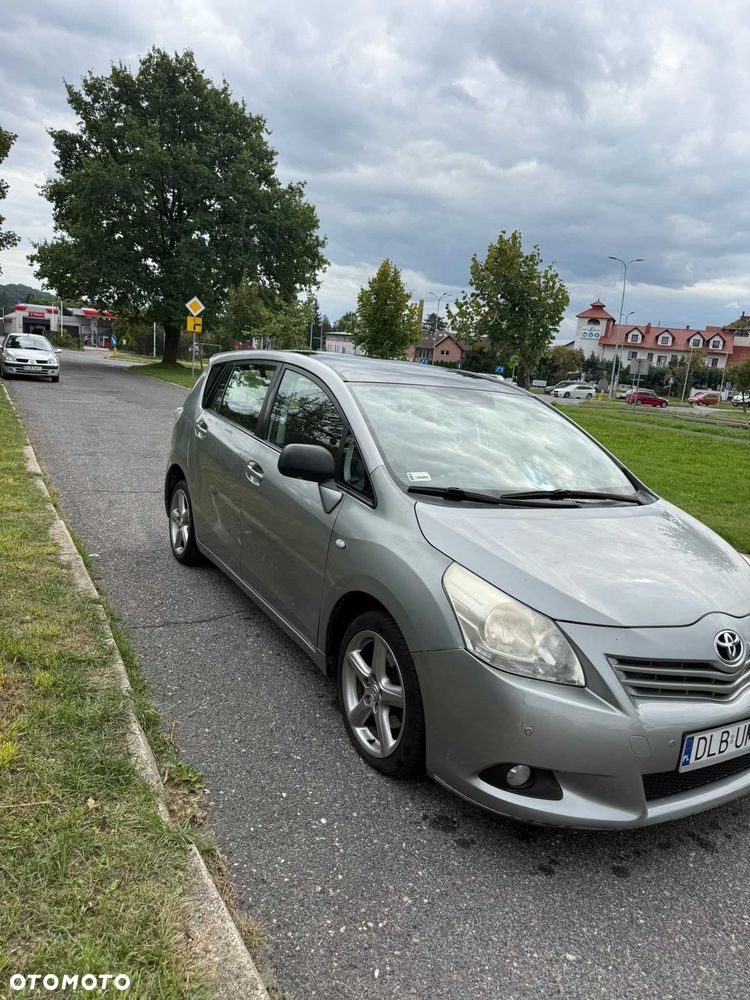 Toyota Verso - 4