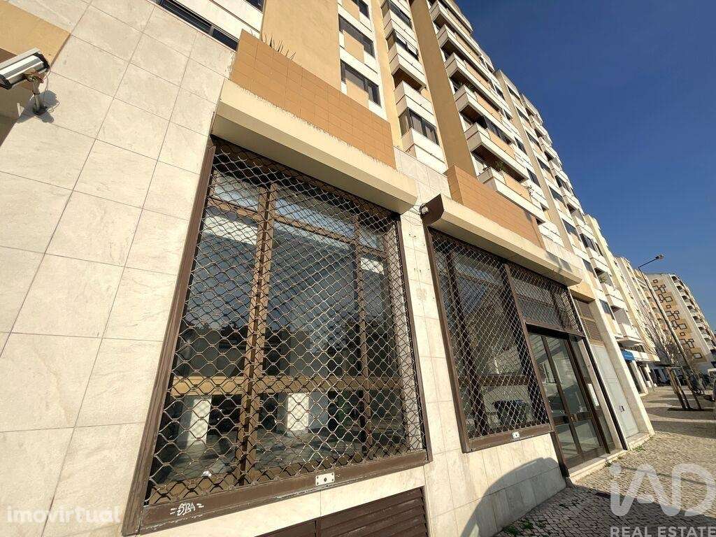 Loja / Estabelecimento Comercial em Areeiro de 224,00 m2 - Grande imagem: 5/8