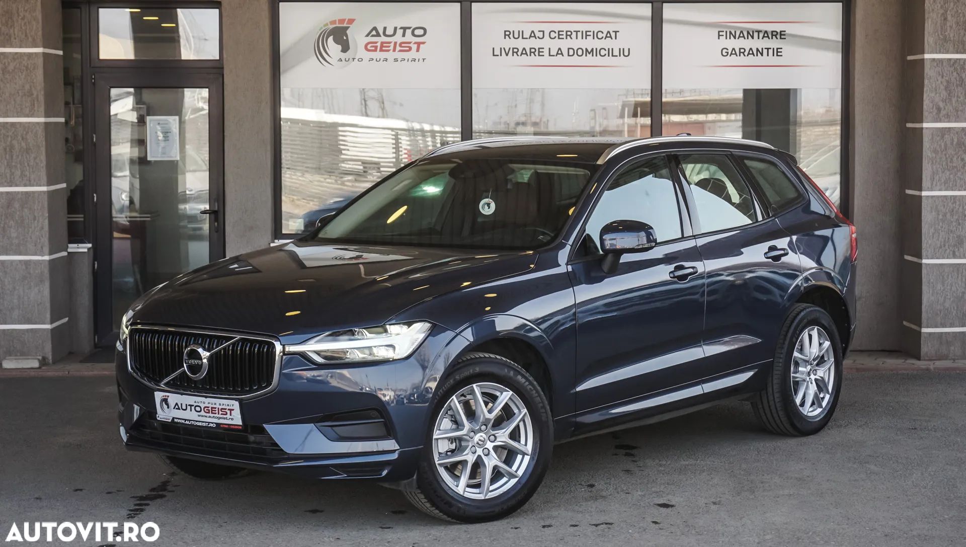 Volvo XC 60 D4 AWD Geartronic Momentum - 1