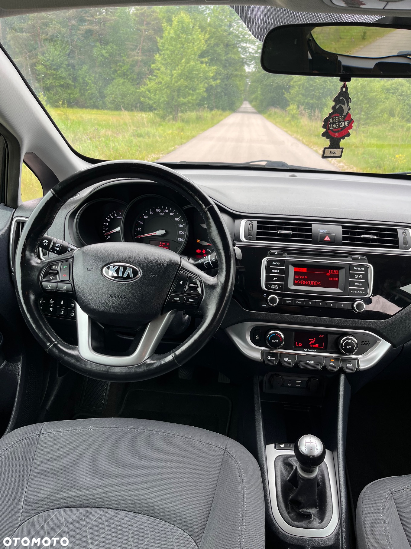 Kia Rio 1.2 Dream-Team Edition - 16