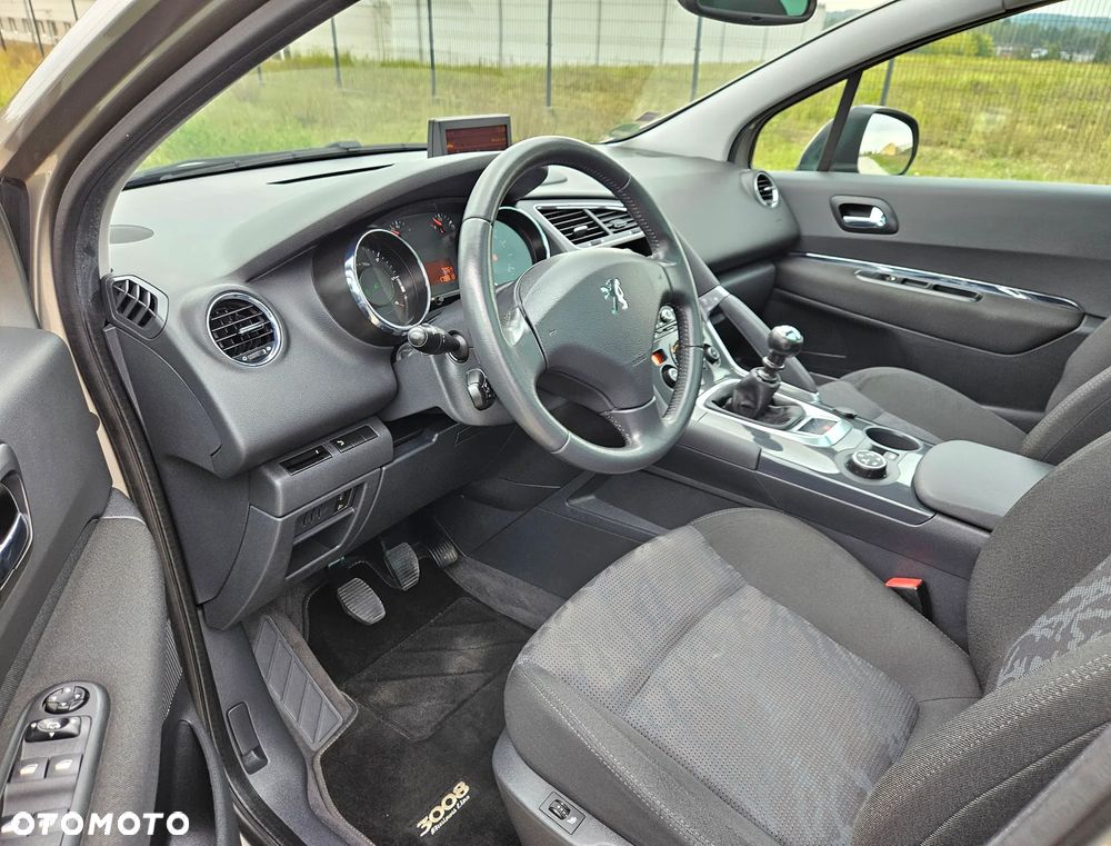 Peugeot 3008 2.0 HDi Premium+ - 7