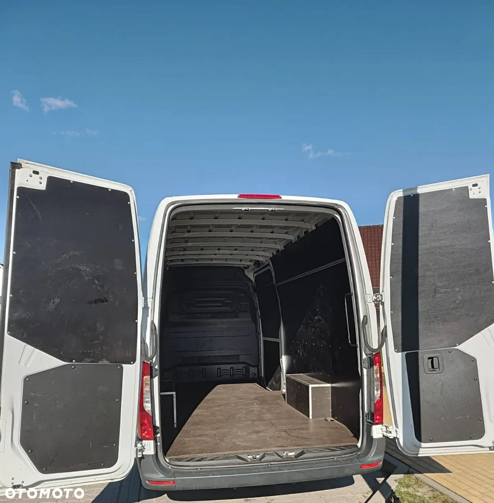 Mercedes-Benz SPRINTER - 6