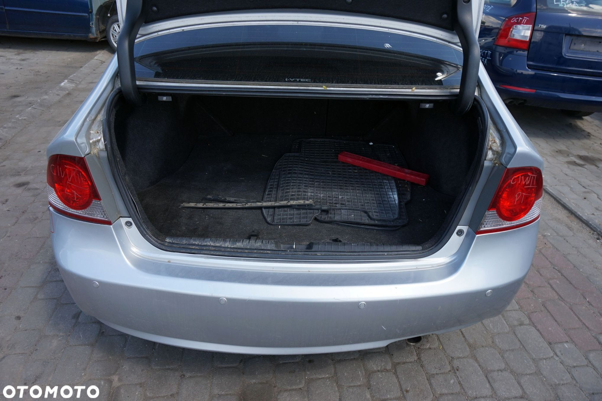 HONDA CIVIC VIII SEDAN 2006 NH700M 1.8 16V R18A2 140KM PHE40 SREBRNY na części - 11