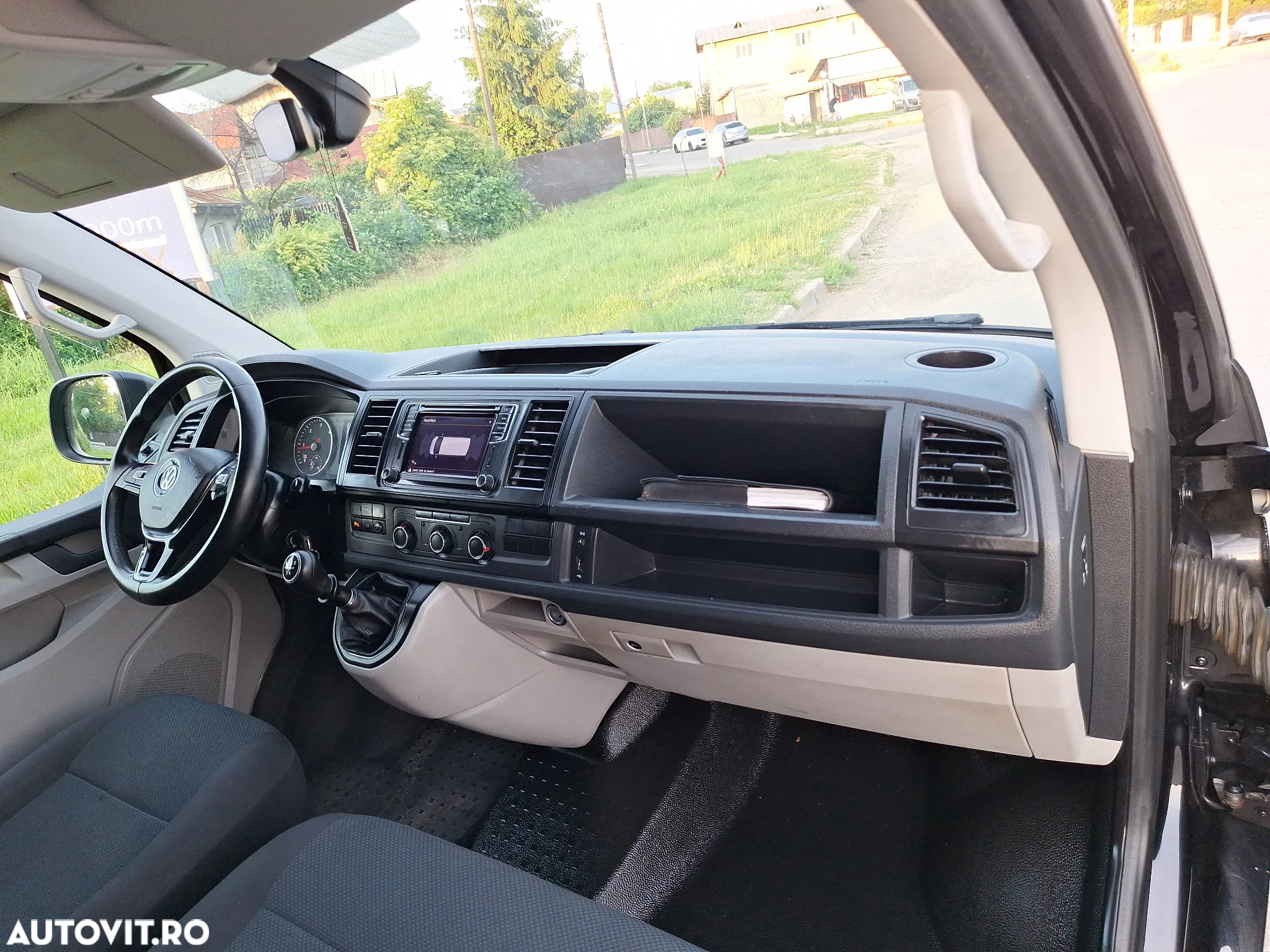 Volkswagen Transporter Kombi T6 2.0 TDI 84 kW KR - 10