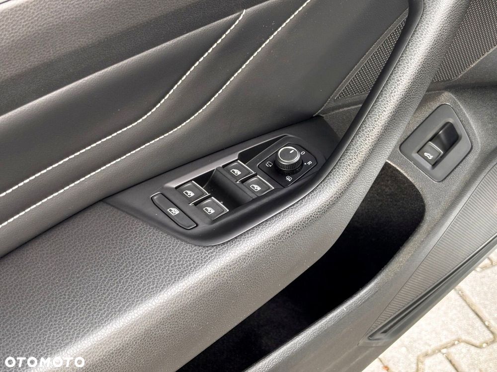 Volkswagen Passat Variant - 11