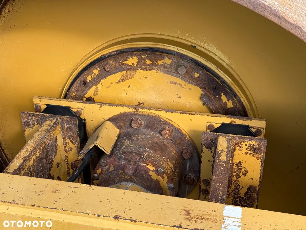 Caterpillar * Walec Drogowy CAT CS-563 * - 7