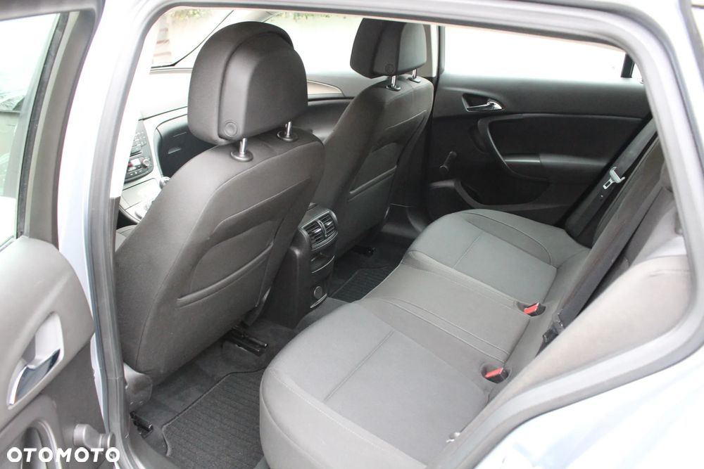 Opel Insignia 2.0 Turbo Edition - 23