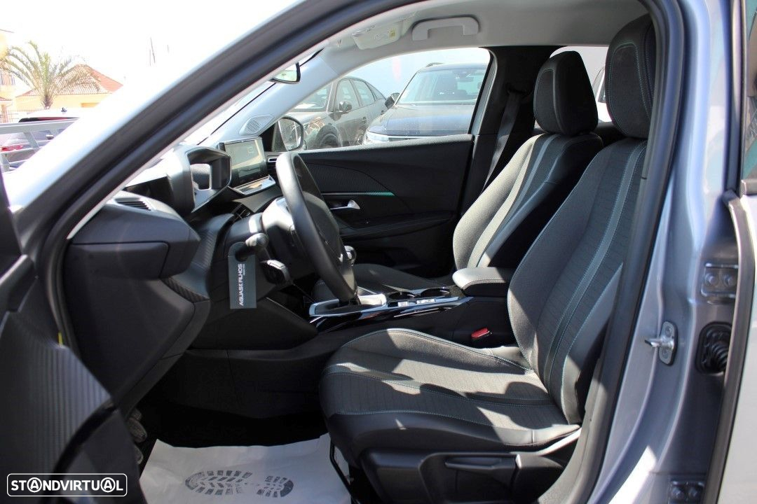 Peugeot 2008 1.2 PureTech Allure Pack - 5