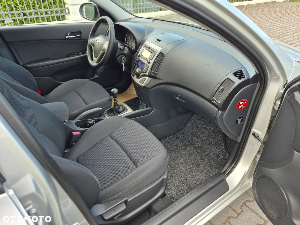 Hyundai i30 1.6 Style - 8