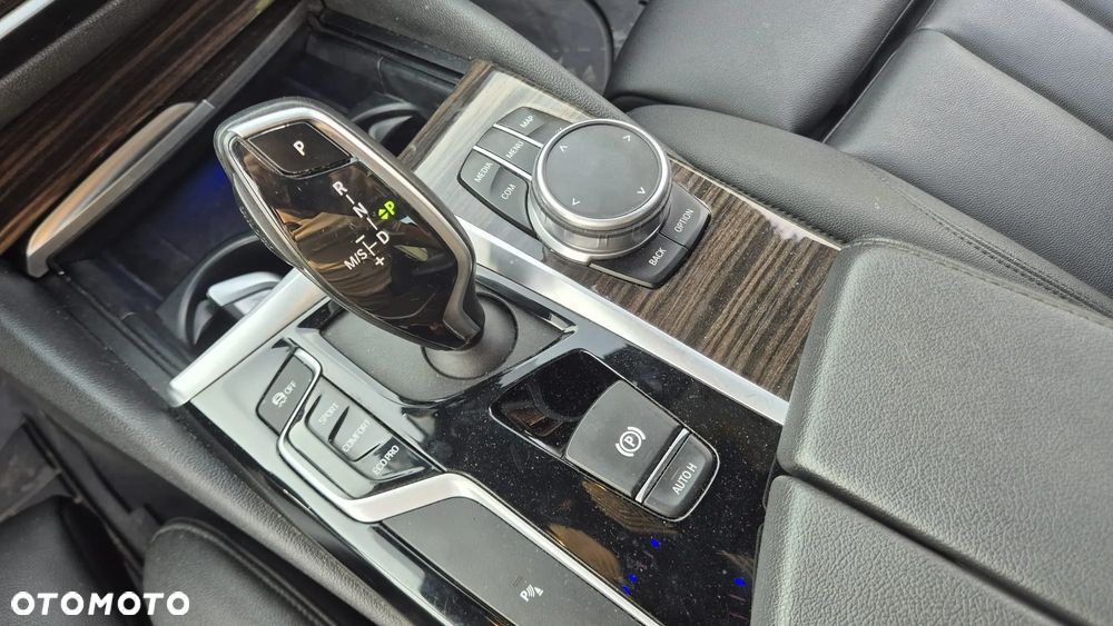 BMW Seria 5 - 18
