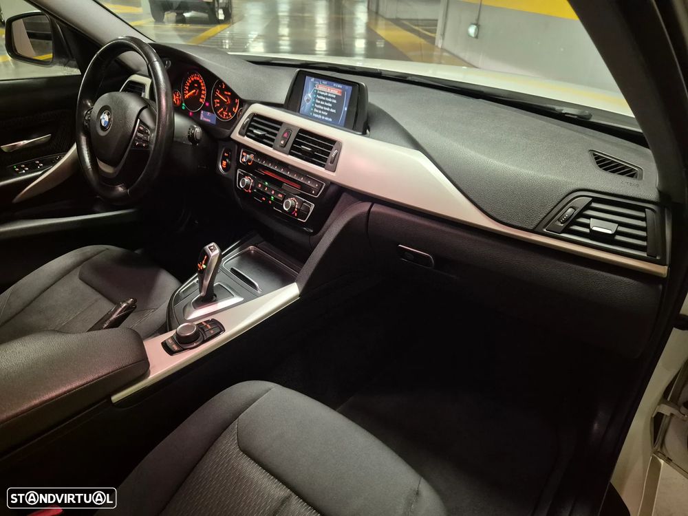 BMW 318 d Auto - 53