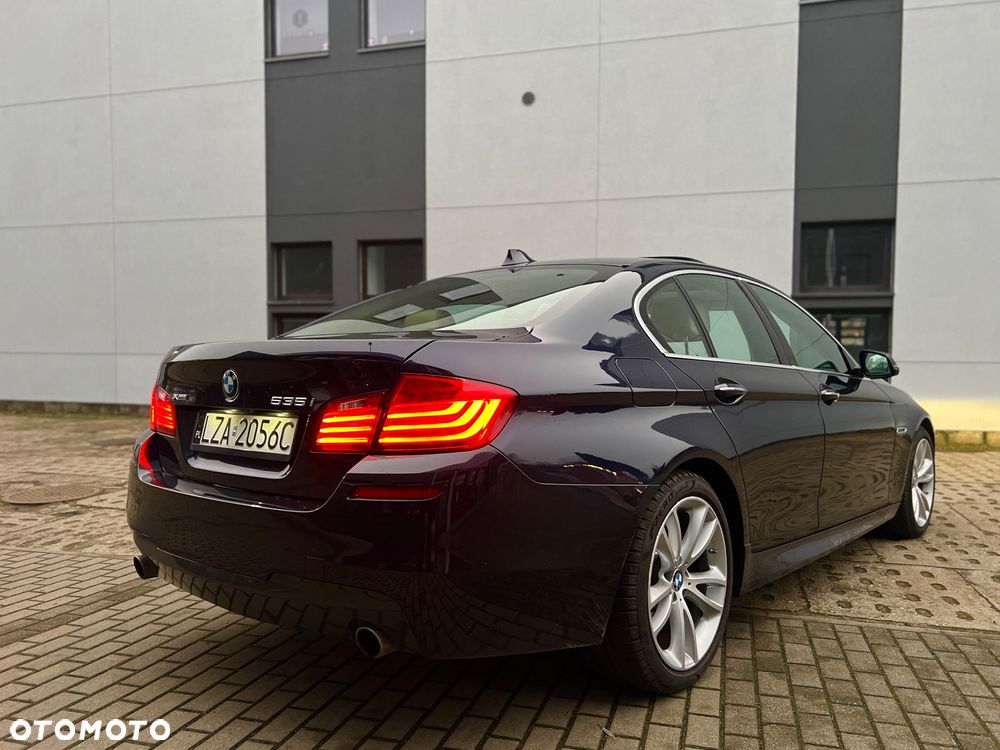 BMW Seria 5 535i xDrive - 7