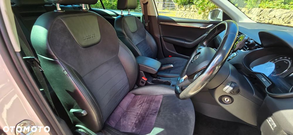 Skoda Octavia Scout 2.0 TDI 4x4 - 11
