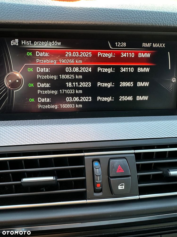 BMW Seria 5 535d xDrive - 14