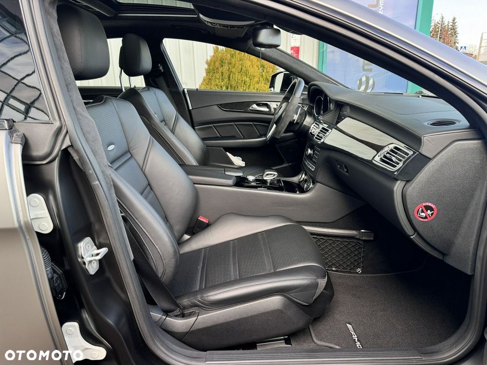 Mercedes-Benz CLS 63 AMG AMG SPEEDSHIFT MCT Performance Plus - 26