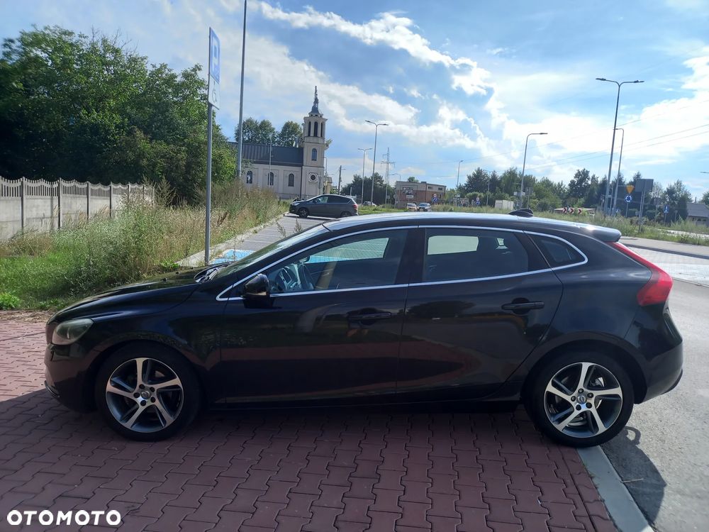 Volvo V40 D2 - 8