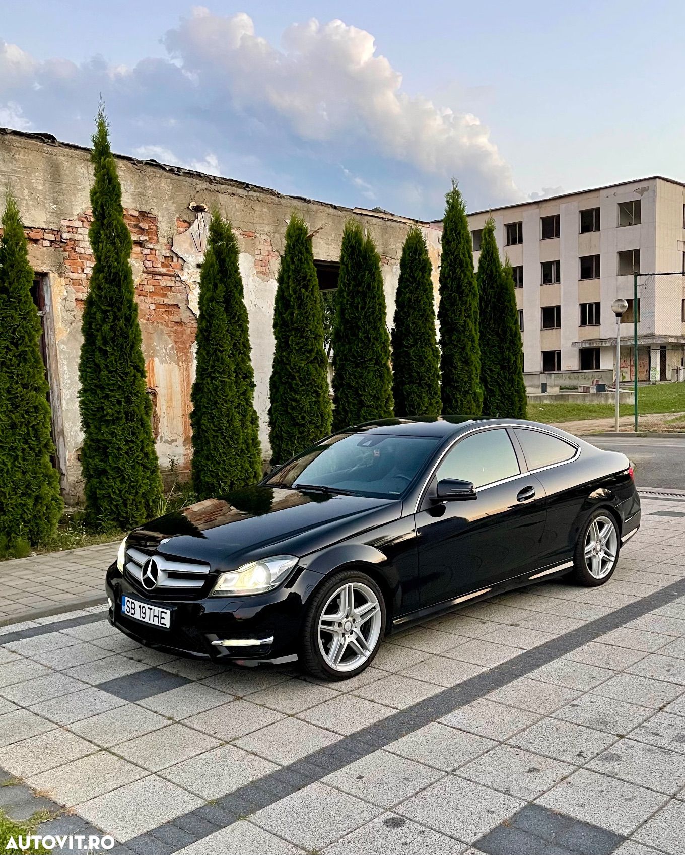 Mercedes-Benz C 180 CGI BlueEFFICIENCY - 1