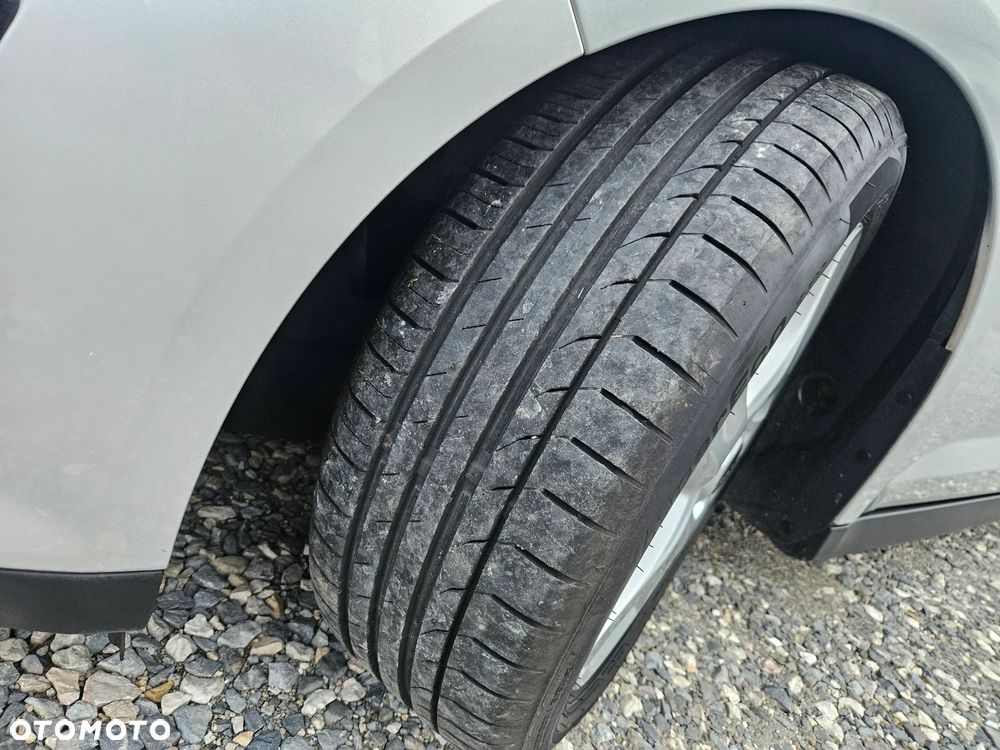 Ford C-MAX - 17
