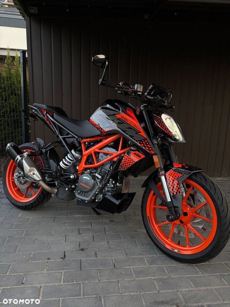 KTM Duke 125 - 19